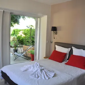 https://le-505-apartment-saint-jean-davelanne.hotels-rhonealpes.com