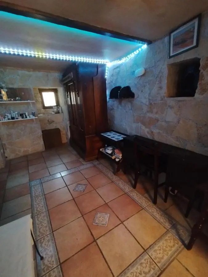 Menton.Studio Apartment